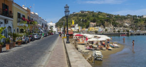 Settembre a Ischia, il corso di Lacco Ameno